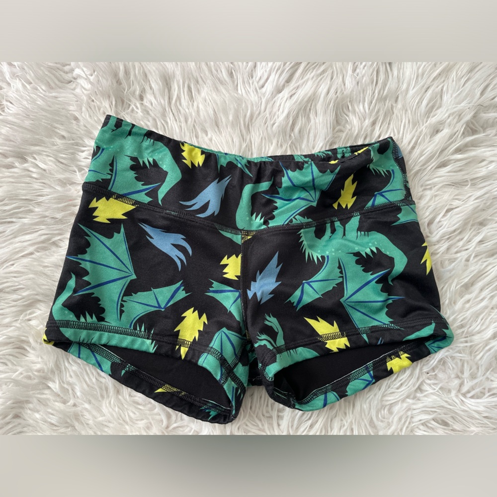 FLEO dracarys OG shorts, size small